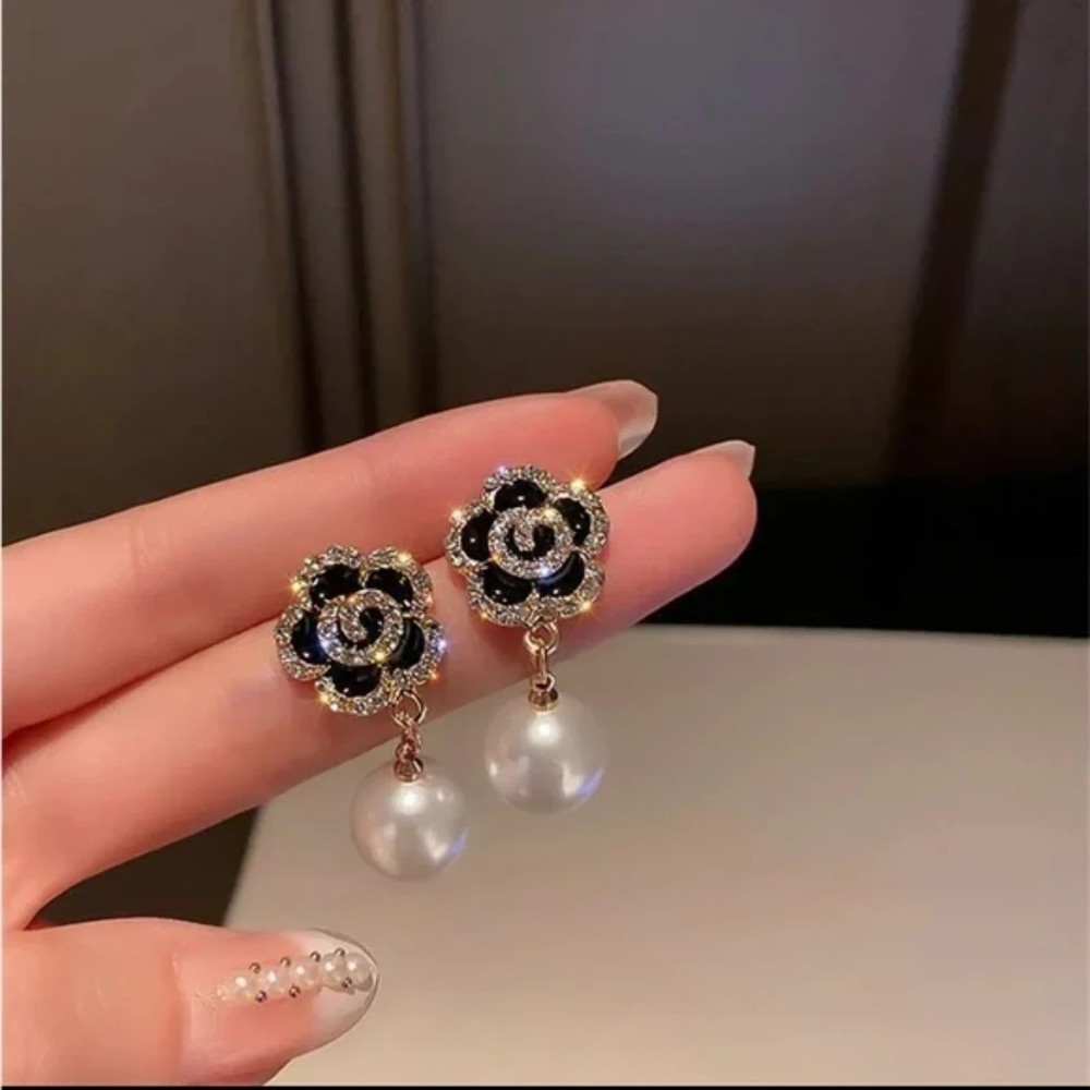 Luxury Design Black Rose Imitation Pearl Pendant Earrings for Women Fashion Lady